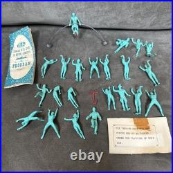 Ideal Big Top 3 Ring Circus Program and figures vintage (not Marx)