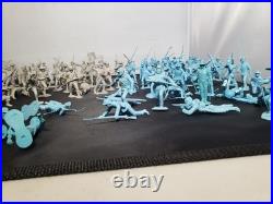 LOUIS MARX Assortment Of Blue And Grey Figures (Battle Of The Blue And Grey)