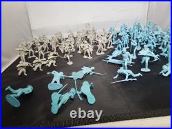 LOUIS MARX Assortment Of Blue And Grey Figures (Battle Of The Blue And Grey)