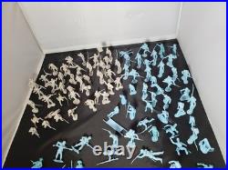 LOUIS MARX Assortment Of Blue And Grey Figures (Battle Of The Blue And Grey)