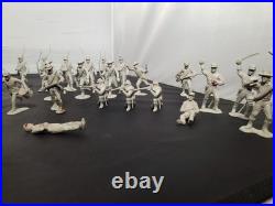 LOUIS MARX Assortment Of Blue And Grey Figures (Battle Of The Blue And Grey)