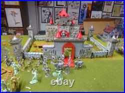 LOUIS MARX CASTLE, withKNIGHTS and VIKINGS /Package of BRITIANS DEETAIL KNIGHTS