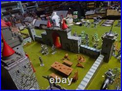 LOUIS MARX CASTLE, withKNIGHTS and VIKINGS /Package of BRITIANS DEETAIL KNIGHTS