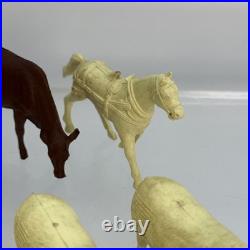 Large Lot Of 47 VINTAGE MARX 1950s FARM PLAYSET ANIMALS & Figures