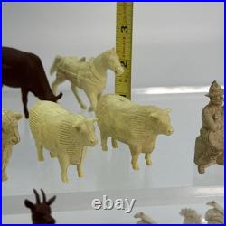 Large Lot Of 47 VINTAGE MARX 1950s FARM PLAYSET ANIMALS & Figures