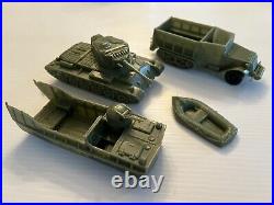 Lot MARX German & American Plastic SOLDIERS, BATTLEGROUND, TANK, JEEP, MILITARY