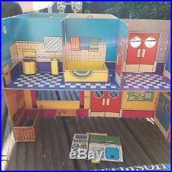 Louis Marx Hospital Playset 2507 boxed Vintage 1970s complete fischer price