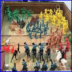Louis Marx Vtg Fort Apache CarryAll Play Set 4685 Western Cowboys with 106 pieces