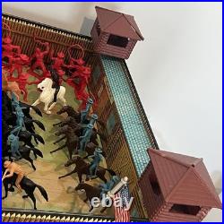Louis Marx Vtg Fort Apache CarryAll Play Set 4685 Western Cowboys with 106 pieces