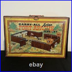Louis Marx Vtg Fort Apache CarryAll Play Set 4685 Western Cowboys with 106 pieces