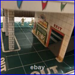 MARX 1950's TIN LITHO DAY & NITE SERVICE STATION WITH SKY VIEW PARKING WithAccs