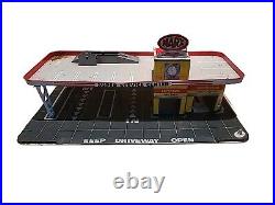 MARX 1950's TIN LITHO SUPER SERVICE CENTER (As-Is) View Pictures