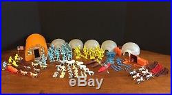 MARX ARCTIC EXPLORER PLAYSET Building Figures & Parts Lot #3702 IGY Alaska