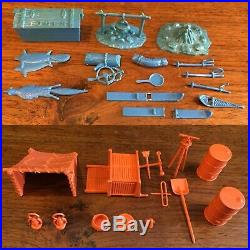 MARX ARCTIC EXPLORER PLAYSET Building Figures & Parts Lot #3702 IGY Alaska