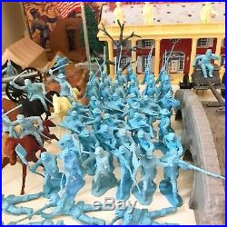 MARX CENTENNIAL- BATTLE OF THE BLUE & GRAY PLAY SET No. 5929 98% IN BOX