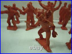 MARX Captain Space (Corbett, Rex, etc.) Mint Matched Set of 20 Rust Space Figs