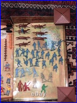 MARX FORT APACHE CARRY ALL ACTION PARTIAL SET with TIN CASE #4685