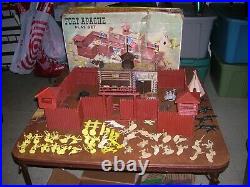 MARX FORT APACHE PLAYSET 3681 withbox INDIANS PIONEERS FORT 1960'S VINTAGE toy