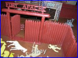MARX FORT APACHE PLAYSET 3681 withbox INDIANS PIONEERS FORT 1960'S VINTAGE toy