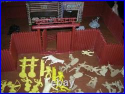 MARX FORT APACHE PLAYSET 3681 withbox INDIANS PIONEERS FORT 1960'S VINTAGE toy