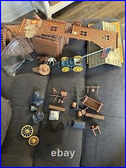 MARX FORT APACHE STOCKADE PLAYSET COMPLETE with ORIGINAL BOX & MANY EXTRA'S MINT