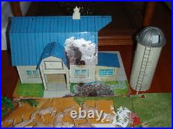 MARX Farms Dairy Farm Playset Canadian Variant Set