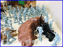 MARX GIANT BATTLE OF THE BLUE & GRAY PLAY SET No. 4764 97% VERY GOOD in BOX