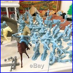 MARX GIANT- BATTLE OF THE BLUE & GRAY PLAY SET -No. 4764- 98% in VG BOX RARE