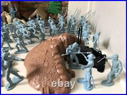 MARX GIANT BATTLE OF THE BLUE & GRAY PLAY SET No. 4764 99% VG GOOD BOX