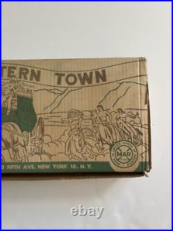 MARX HUGH O'BRIAN WYATT EARP DODGE CITY WESTERN TOWN 1957 Series 1000 Set 4228
