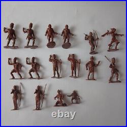 MARX JIM JUNGLE DAKTARI PLAYSET Natives Hunters Huts Accesories Weapons 54mm