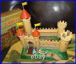 MARX KNIGHTS & CASTLE MINIATURE PLAY SET 1960s BOXED