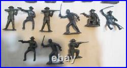MARX LOT OF 20 CAVALRY 60mm FIGURES METALLIC BLUE from FORT APACHE PLAYSET 1950s