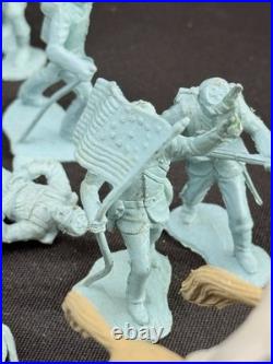 MARX Playset Set Of 68 Figures In Grey, Yellow And Blue Plus Accessories (READ)