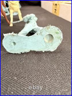 MARX Playset Set Of 68 Figures In Grey, Yellow And Blue Plus Accessories (READ)