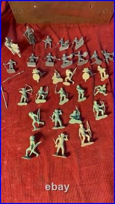 MARX ROBIN HOOD PLAYSET MERRY MEN LOT FIGURES Horses TAN Green Silver. MEDIEVAL