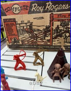 MARX ROY ROGERS RODEO RANCH #3992 PLAYSET With CHARACTER FIGURES & NELLYBELLE Lot3