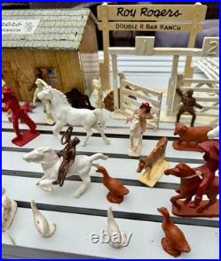 MARX ROY ROGERS RODEO RANCH #3992 PLAYSET With CHARACTER FIGURES & NELLYBELLE Lot3