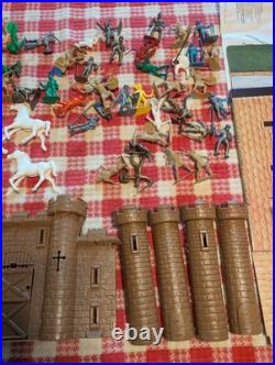 MARX TOYS King Arthurs Castle 4800 Playset In Box Medieval Play Set
