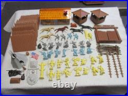 MARX VINTAGE FORT APACHE PLAYSET With TIN LITHO YELLOW INDIANS BLUE SILVER SOLDIER