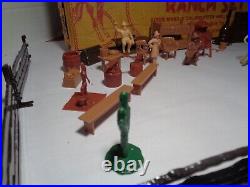 MARX VINTAGE WESTERN RANCH PLAY SET WithBOX, FENCE, FIGURES AND ACCESSORIES