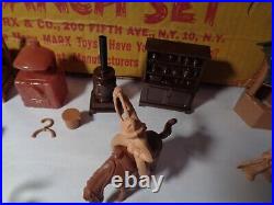 MARX VINTAGE WESTERN RANCH PLAY SET WithBOX, FENCE, FIGURES AND ACCESSORIES