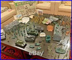 MARX WWII Battleground Playset #4113 Complete with Box & Add-Ons & 1960s soldiers