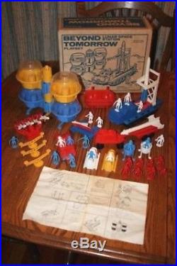 MPC Vintage 1976 Beyond Tomorrow Lunar Space Army Station Playset & Box Marx