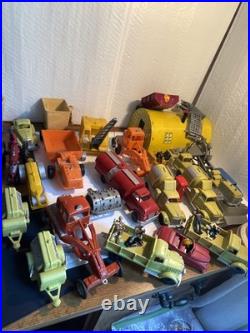 Marx 1950s-1960s Big Inch Pipeline trucks construction equip +many Accessories