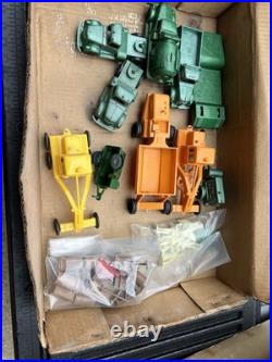 Marx 1950s Construction Camp set partial very Clean NO Bldg 10 vehicles & people
