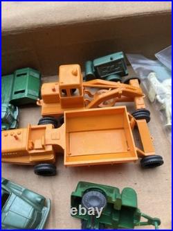 Marx 1950s Construction Camp set partial very Clean NO Bldg 10 vehicles & people