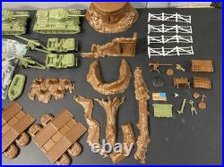 Marx 4147 Iwo Jima Playset Vintage Set 1960's Huge Lot 88 Soldiers, Tanks, MORE