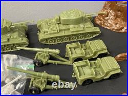 Marx 4147 Iwo Jima Playset Vintage Set 1960's Huge Lot 88 Soldiers, Tanks, MORE