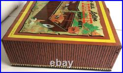 Marx #4685 Fort Apache Carry-All Action Playset with 55 Original Pieces 1960s Vtg